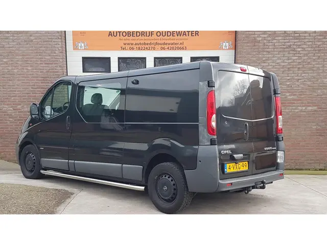 Opel Vivaro 3