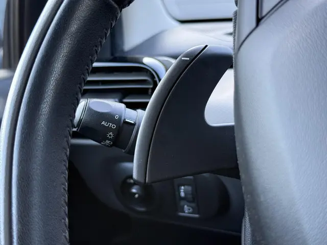 Citroën C4 Cactus 1.2 PureTech Feel 2017 Benzine 18