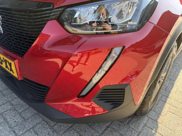 Peugeot 2008 1.2 Turbo 100 PK Active Pack 2021 Benzine 21