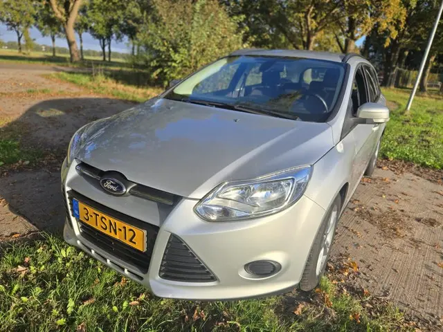 Ford Focus Wagon 1.0 EcoBoost Edition 2014 Benzine 15