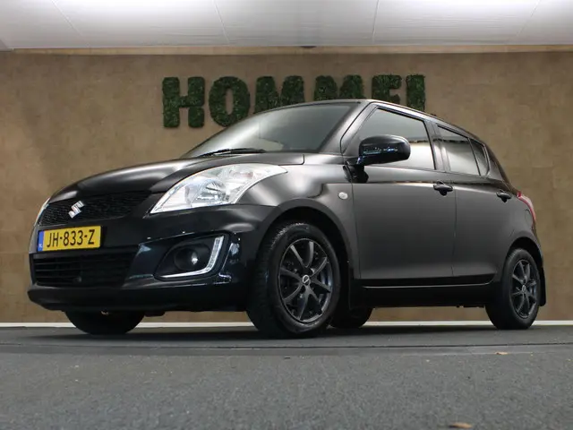 Suzuki Swift 1.2 Exclusive 2015 Benzine 13