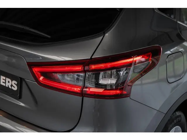 Nissan QASHQAI 1.2 Business Edition 2018 Benzine 35