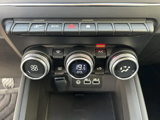 Mitsubishi Colt 1.0T MT Intense 2024 Benzine 14