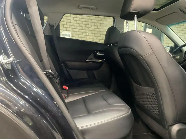 Kia Niro 1.6 GDi PHEV ExecutiveLine 2022 Hybride Benzine 6