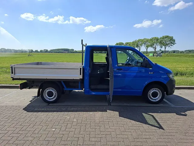 Volkswagen Transporter 2.0 TDI 2018 Diesel 13