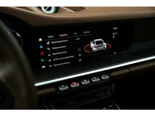 Porsche 911 3.8 Turbo S 2023 Benzine 23