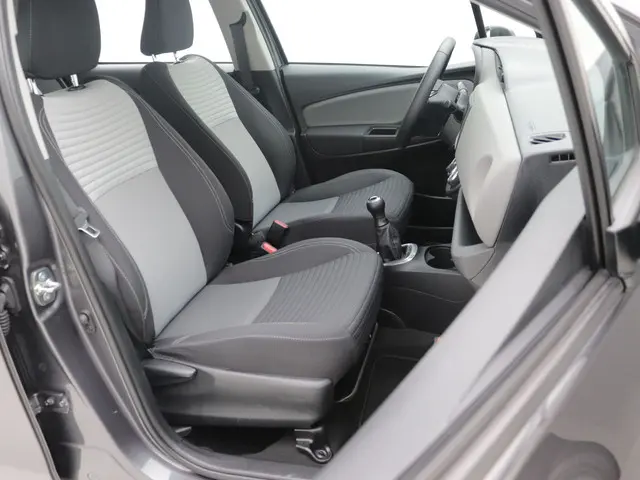 Toyota Yaris 1.0 VVT-i Connect Camera 2020 Benzine 27