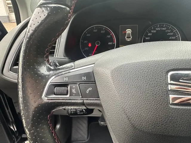 SEAT Leon ST 1.4 EcoTSI FR Connect 2015 Benzine 17