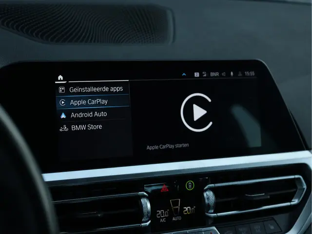 BMW 3 Serie 330e M Sport 2021 Hybride Benzine 46