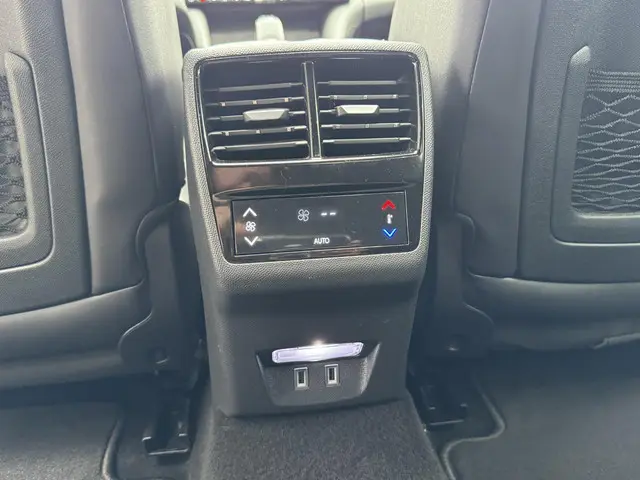 DS DS 9 E-Tense RIVOLI+ 2022 Hybride Benzine 28