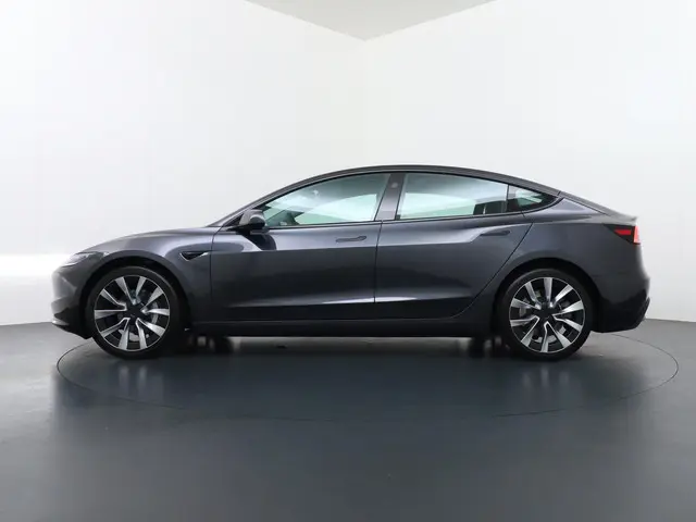 Tesla Model 3 Long Range AWD 78 kWh 2023 Elektrisch 4
