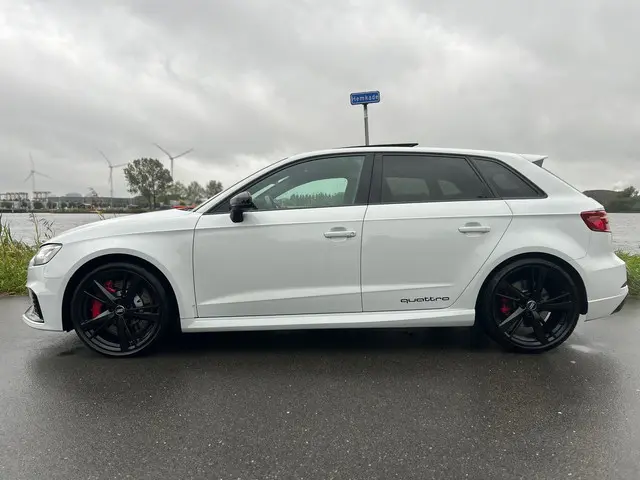 Audi RS3 A3 Sportback 2.5 TFSI quattro 2018 Benzine 12