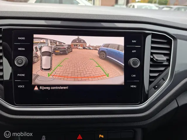 Volkswagen T-Roc 1.5 TSI Sport Business R 2021 Benzine 20