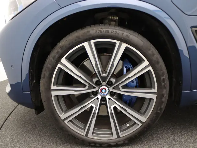BMW X5 xDrive45e 2022 Hybride Benzine 8