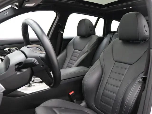 BMW 3 Serie 320e Touring 2021 Hybride Benzine 9