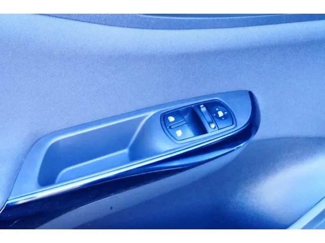 Opel Corsa 1.4 Edition 2015 Benzine 10