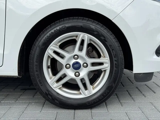 Ford Ka Ka+ 1.2 Trend Ultimate 2018 Benzine 19