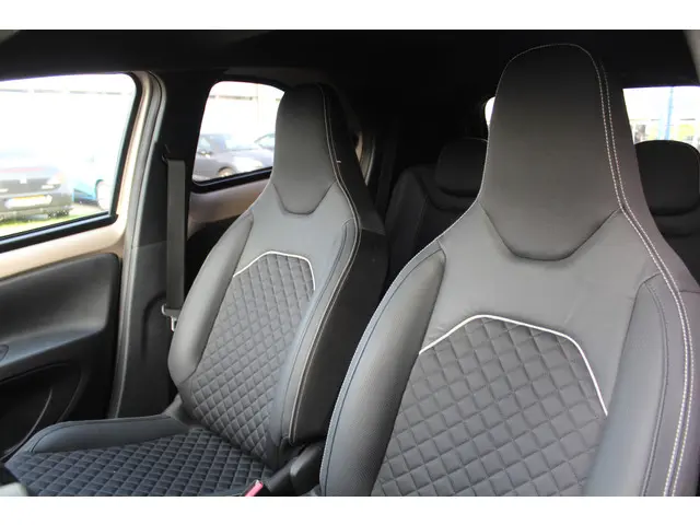 Toyota Aygo X 1.0 VVT-i MT Premium 2024 Benzine 16