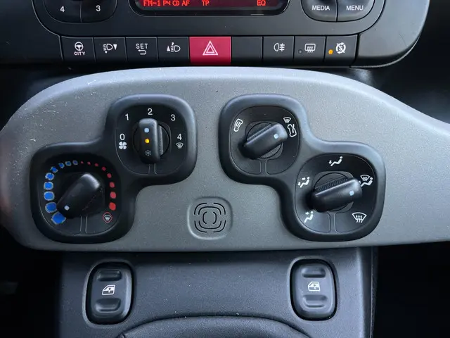 Fiat Panda 0.9 TwinAir Easy 66.000 NAP/AIRCO 2013 Benzine 12