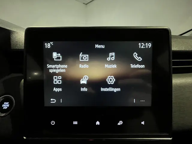 Mitsubishi Colt 1.6 Hybrid Intense 2024 Hybride Benzine 28