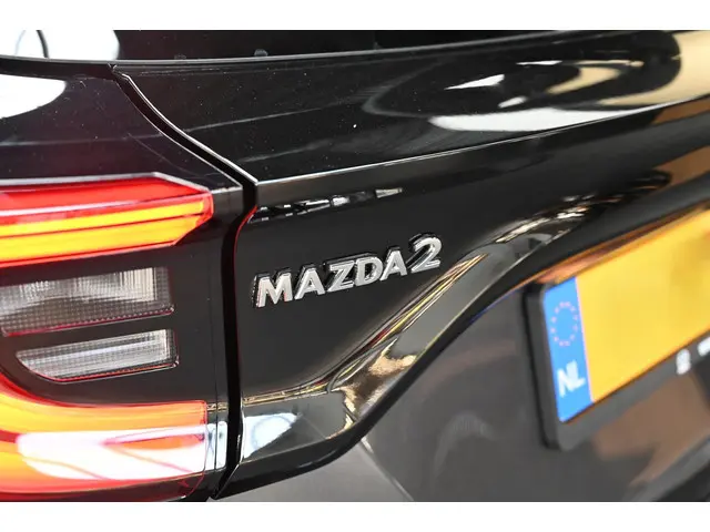 Mazda 2 Hybrid 116 automaat Select 2023 Hybride Benzine 7