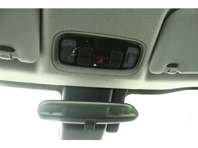 Toyota Yaris 1.5 Hybrid Active 2020 Hybride Benzine 32