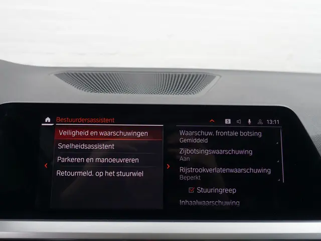 BMW 3 Serie 330e M Sport Aut- 2020 Hybride Benzine 12