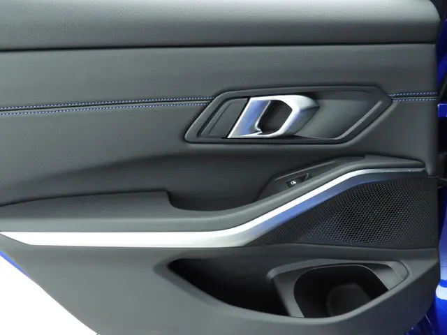 BMW 3 Serie Sedan 330d xDrive 2024 Diesel 22