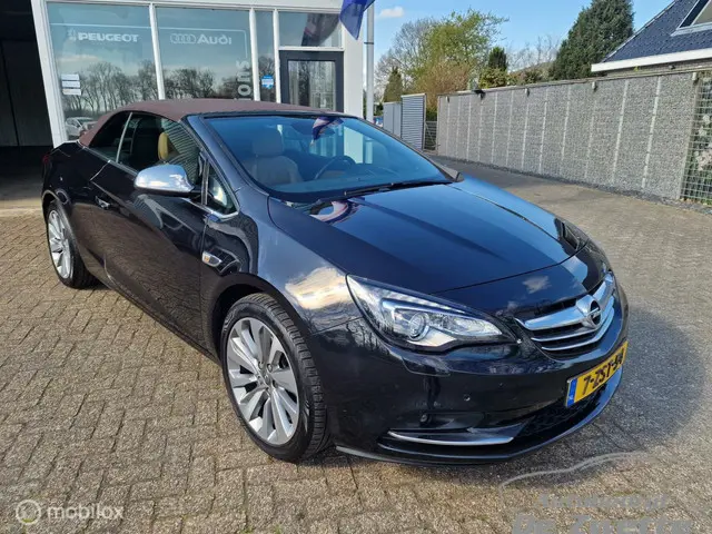 Opel Cascada 3