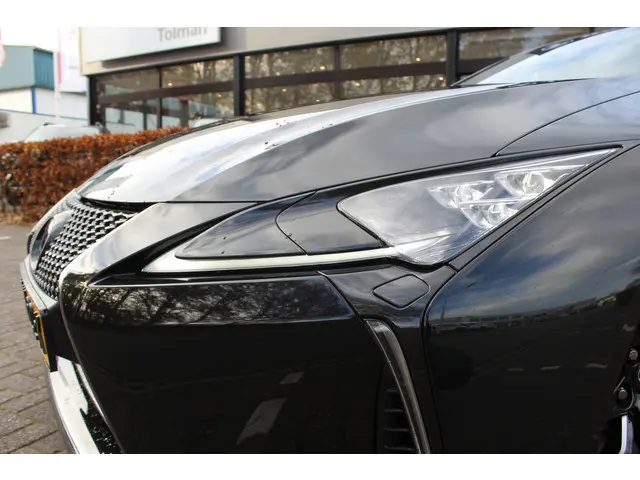 Lexus LC Convertible 500 Hokkaido Edition 2023 Benzine 19