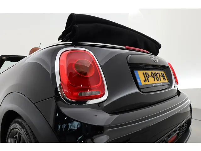 MINI Cooper Cabrio Mini 1.5 - JCW Pakket 2016 Benzine 31