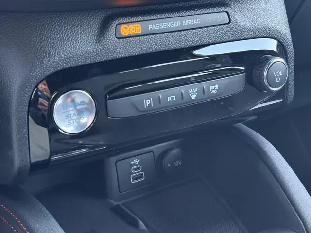 Ford Kuga 2.5 PHEV ST-Line X 2025 Hybride Benzine 30