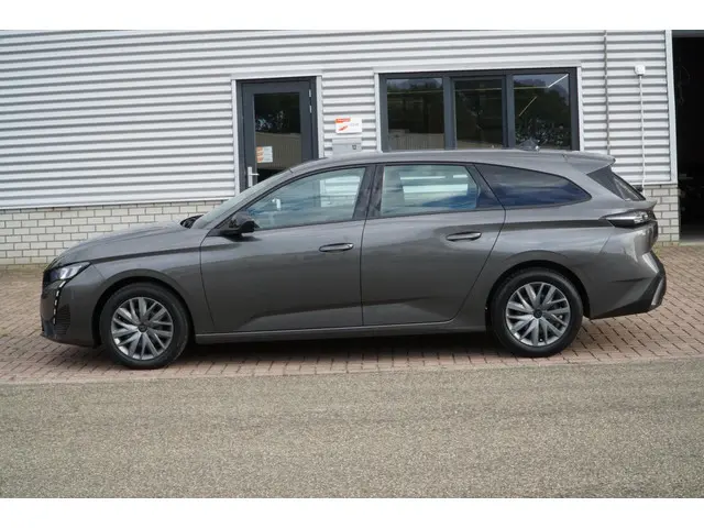 Peugeot 308 SW 1.2 PureTech EERSTE EIGENAAR 2022 Benzine 19