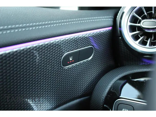 Mercedes-Benz CLA 180 Luxury Line 2022 Benzine 13