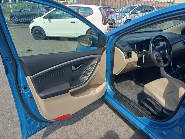 Hyundai i30 1.6 GDI i-Catcher 2012 Benzine 15