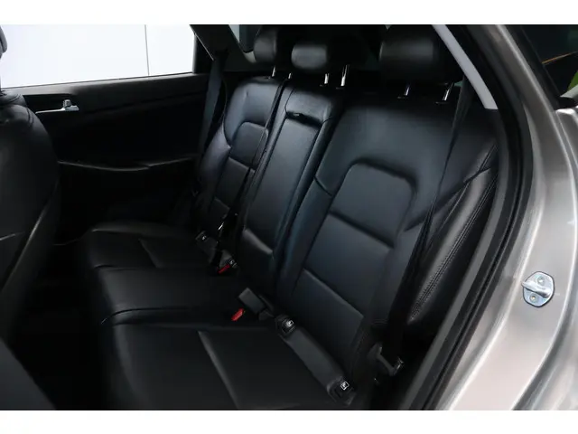 Hyundai Tucson 1.6 T-GDi Comfort 4WD 2018 Benzine 13