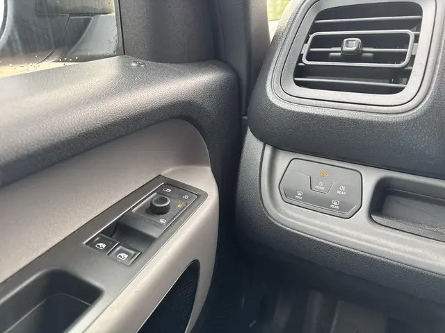 Volkswagen ID. Buzz Cargo 77 kWh 2023 Elektrisch 18