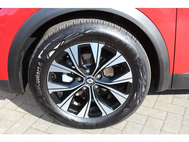 Renault Captur 1.3 EDC 140 Intens AUTOMAAT 2023 Benzine 19