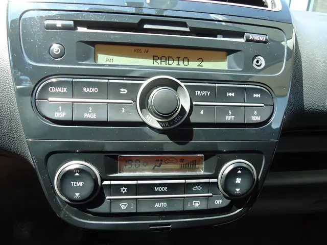 Mitsubishi Space Star 1.0 Intense 2014 Benzine 11