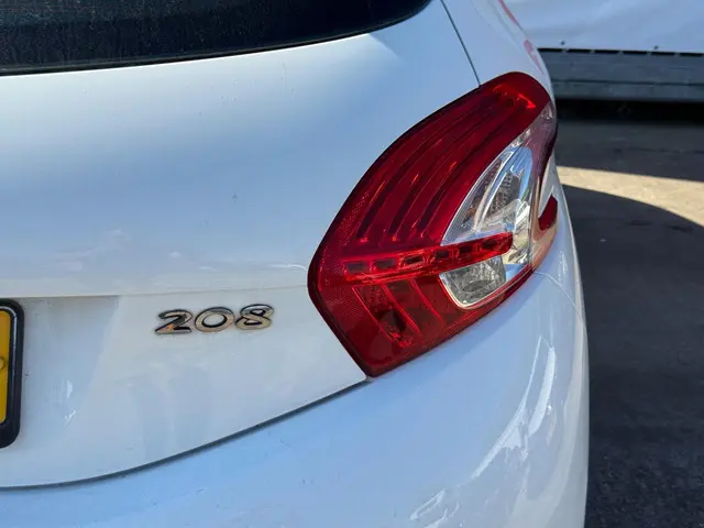 Peugeot 208 1.0 VTi Access / AIRCO / NAP 2014 Benzine 6