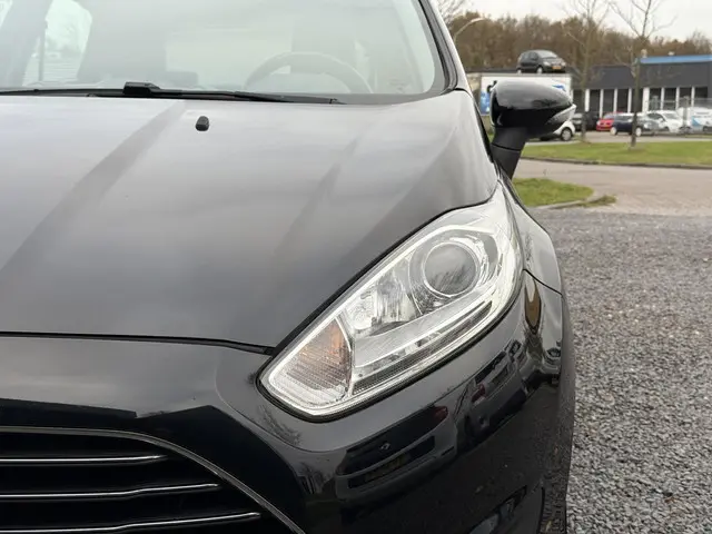 Ford Fiesta 1.0 EcoBoost Titanium 2013 Benzine 36