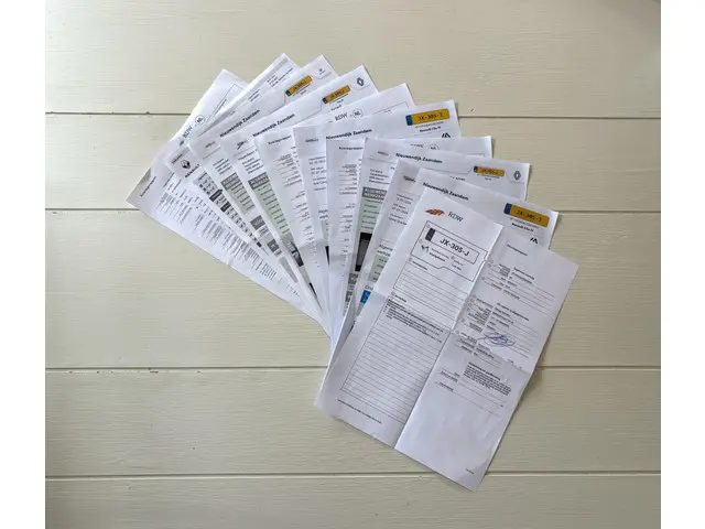 Renault Clio Your Classic Car SOLD. 2016 Benzine 10