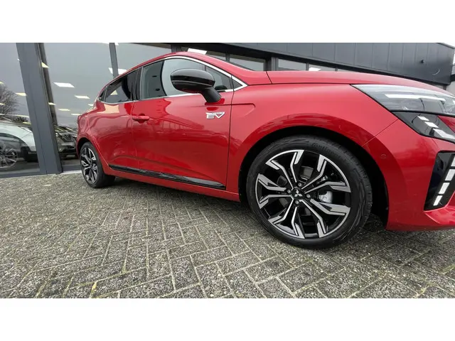Mitsubishi Colt 1.6 HEV Instyle 2024 Hybride Benzine 35