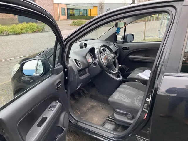 Opel Agila 1.0 Edition Airco 1E Eig. 2012 Benzine 7
