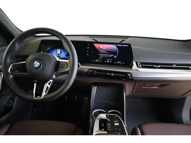 BMW iX2 eDrive20 2025 Elektrisch 10
