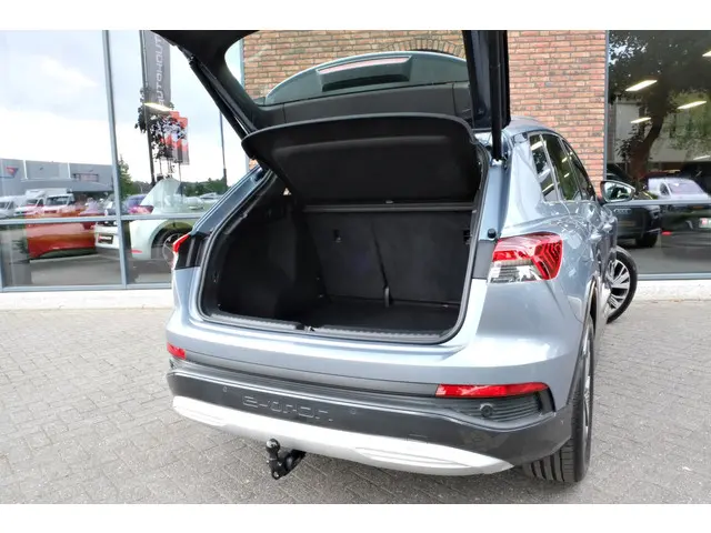 Audi Q4 e-tron 45 Edition 82 kWh 2024 Elektrisch 10