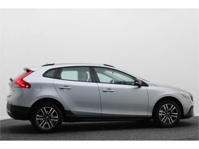 Volvo V40 Cross Country 1.6 T4 Summum 2014 Benzine 9