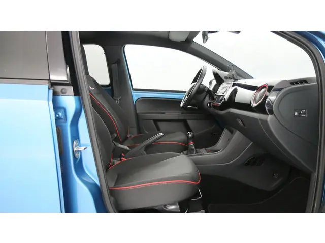 SEAT Mii 1.0 FR 60pk Connect 2017 Benzine 18