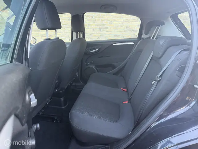 Fiat Punto Evo 0.9 TwinAir Lounge 2013 Benzine 9