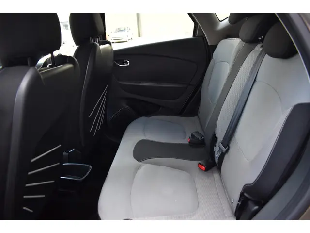 Renault Captur TCe 120 EDC Dynamique 2014 Benzine 11